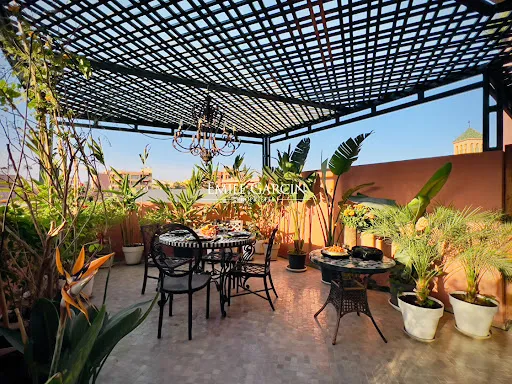 Appartement 5 pièces 144 m²