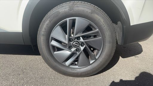 Nissan Qashqai 1.3 DIGT-T 158 MHEV X-Tronic - Premiere Edition – 2023 – 52012 km – Essence – Boîte Automatique — photo 5