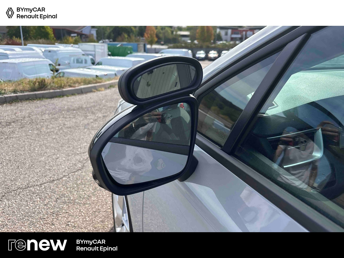 Renault Clio Blue dCi 100 ch GSR2 — photo 27