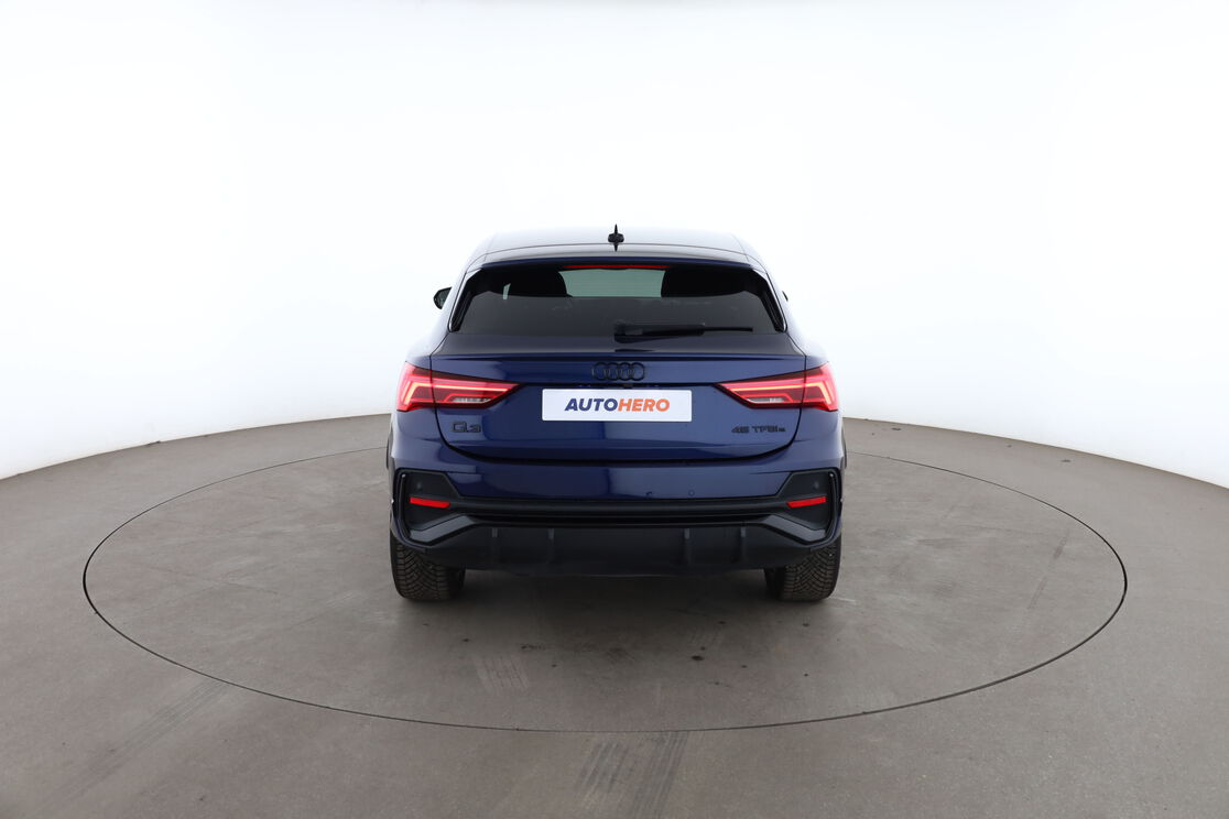 Audi Q3 Sportback 45 TFSIe S Line S Tronic — photo 4