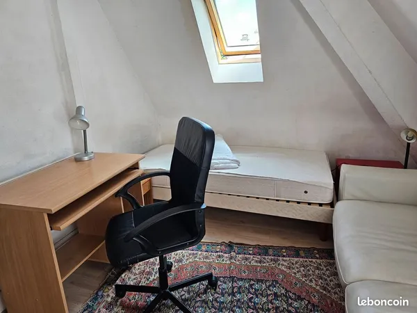 Chambre meublée à louer