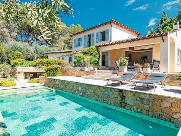 VILLA CONTEMPORAINE