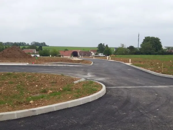 Terrain 616 m²