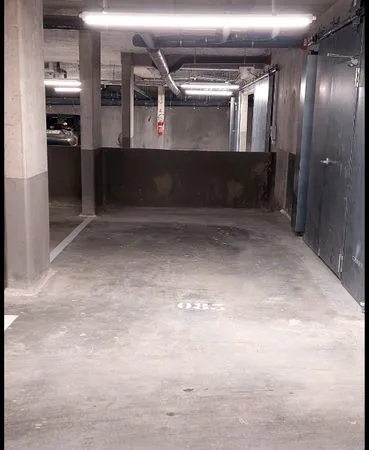 Parking serris magellan