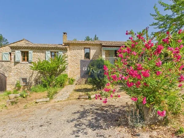 Ferme 12 pièces 289 m²