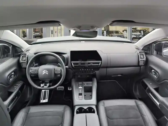 Citroën C5 Aircross hybride rechargeable 225 e-eat8 — photo 10
