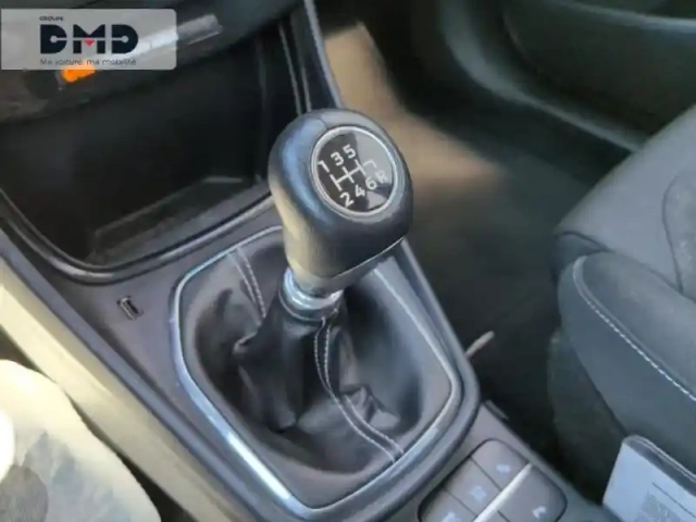 Ford Puma 1.0 flexifuel 125ch titanium — photo 8
