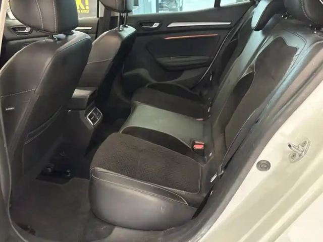 Renault Megane intens clim auto car play gps — photo 17
