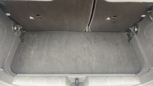Mini One 1.2 102 - Hatch – 2016 – 126356 km – Essence – Boîte Manuelle — photo 24
