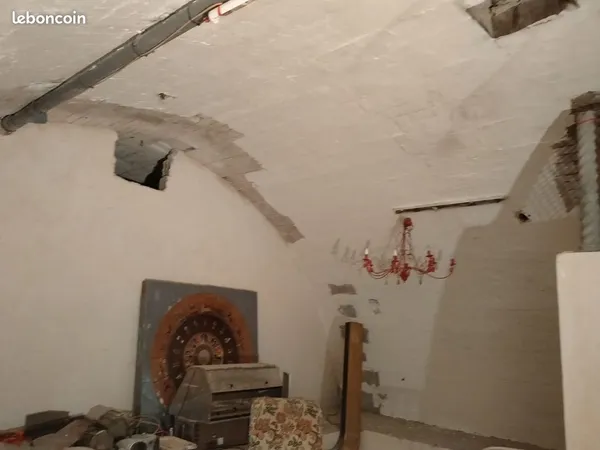 Local commerciale - cave 180 m2