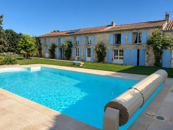 Maison à vendre 9 pièces LONGEVES (17)