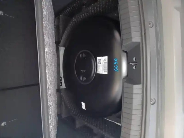Dacia Duster hybrid-g 150 4x4 — photo 95