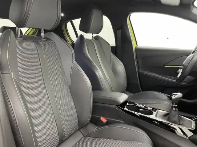 Peugeot 208 puretech 100 s&amp;s bvm6 — photo 27