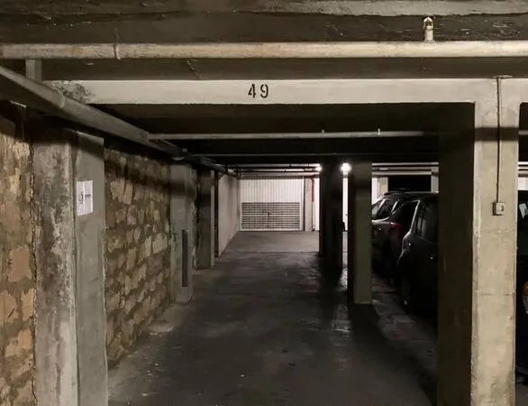 Stationnement Vente Paris   25000€