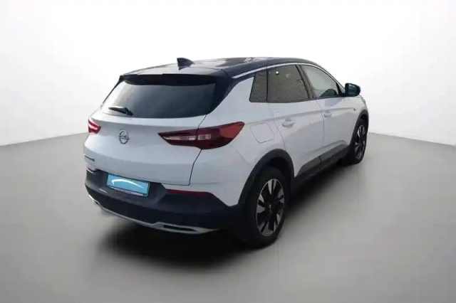 Opel Grandland X 1.5 diesel 130 ch bva8 — photo 5