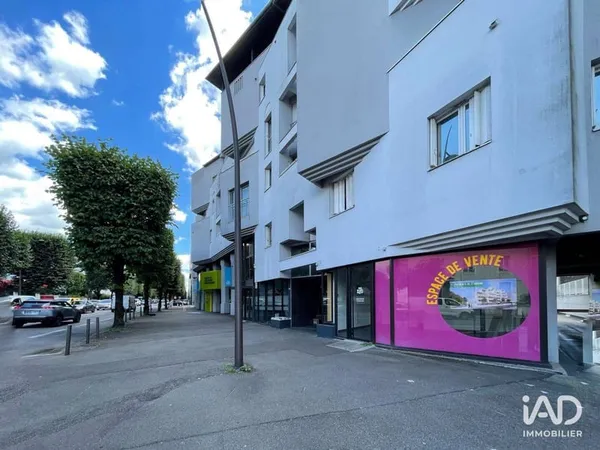 Bureaux 1425 m²