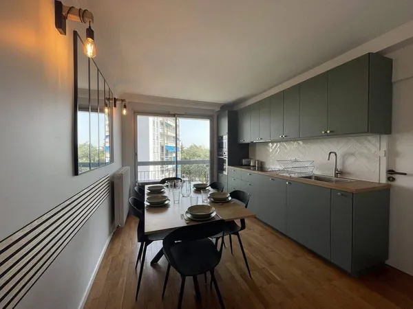 Appartement 7 pièces 105 m²