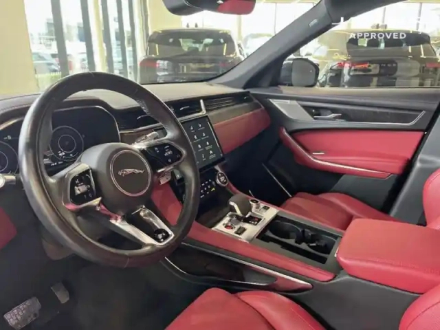 Jaguar F-Pace p400e plug-in-hybrid r-dynamic se bva8 awd — photo 12