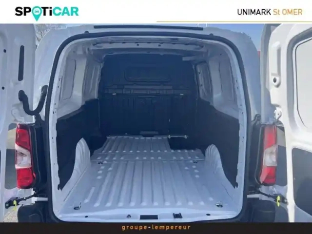 Opel Combo cargo xl diesel 100ch pack premium connect — photo 5