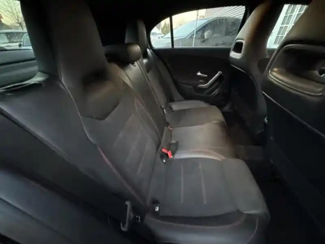Mercedes Classe A 250 224ch 4matic amg line 7g-dct — photo 9