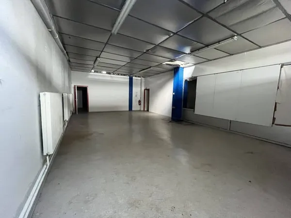 Local d'activité 580 m²