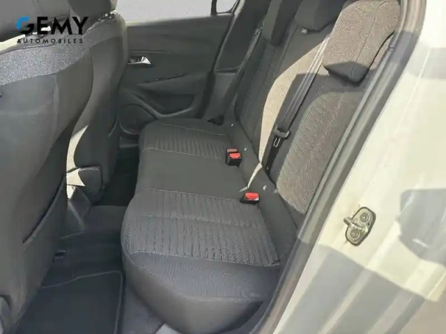 Peugeot 208 puretech 75 s&amp;s bvm5 — photo 10