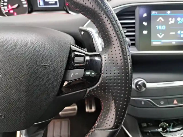 Peugeot 308 2.0 bluehdi 180ch s&amp;s eat8 — photo 31