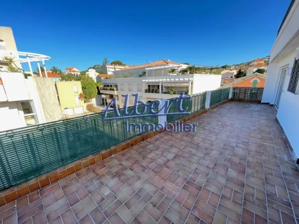 APPARTEMENT BANDOL - 5 pièce(s) - 100.12 m2
