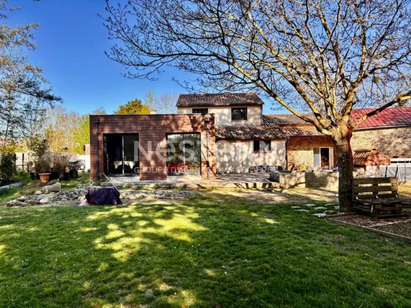 Maison 5 chambres Chemillé-en-Anjou ? grande maison familiale avec jardin ? D6035