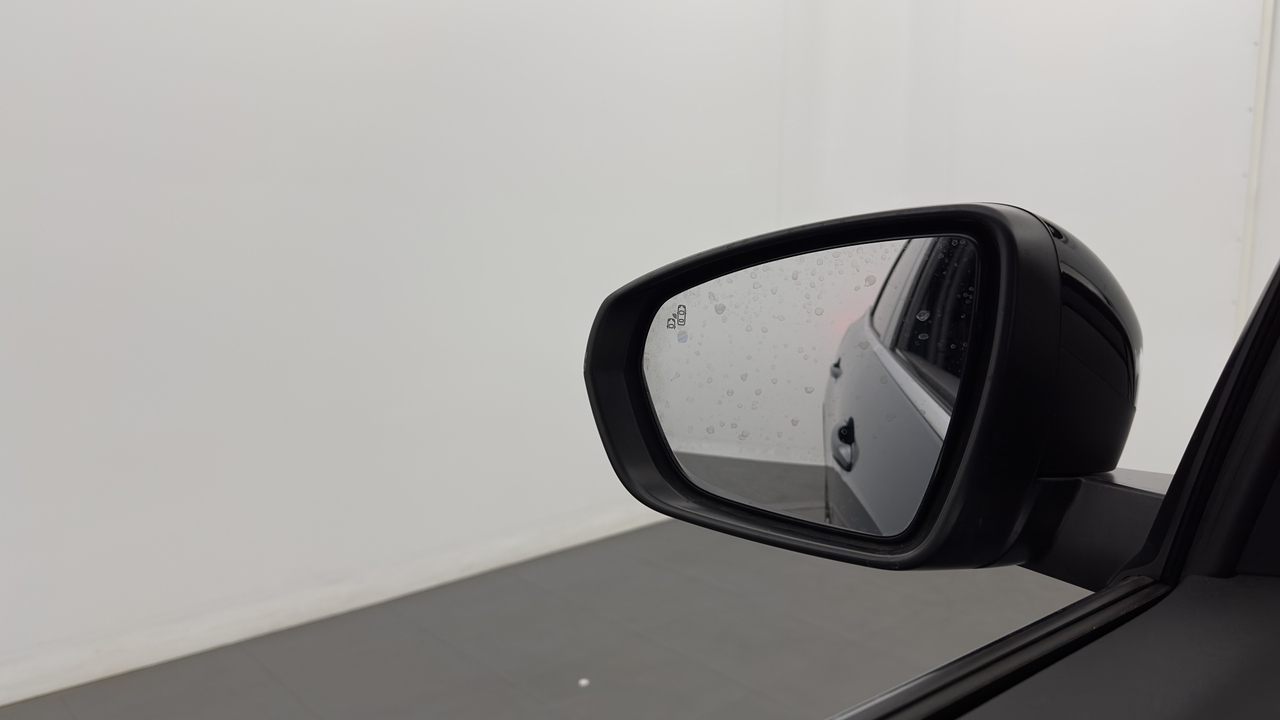 Peugeot 3008 Hybrid 225 e-EAT8 — photo 42