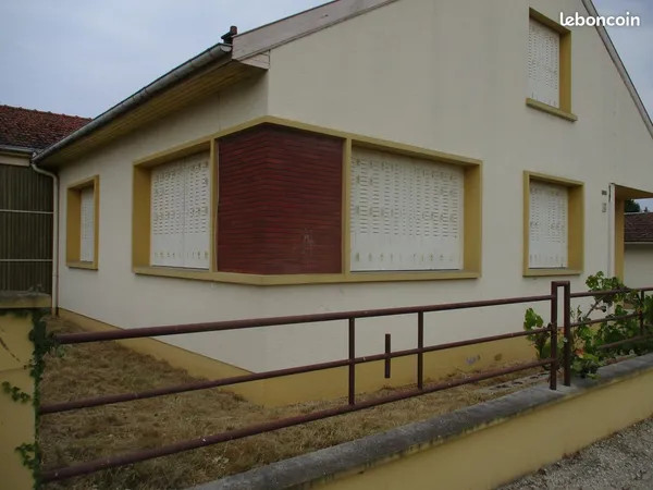 MAISON T5 ET BOULANGERIE de caractère XIXE SIECLE