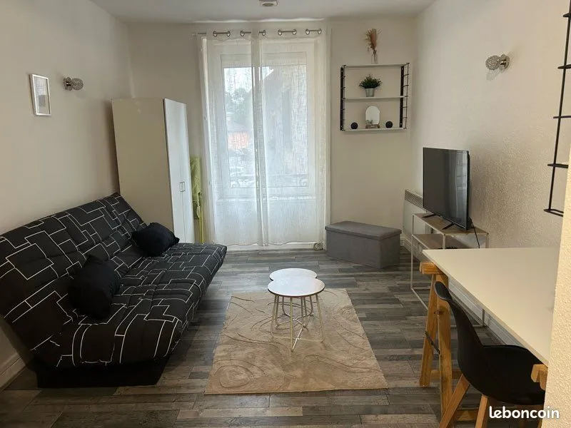 Photo 1