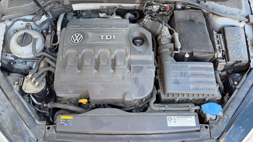 Volkswagen Golf 1.6 TDI 110 - Trendline – 2015 – 152683 km – Diesel – Boîte Manuelle — photo 20