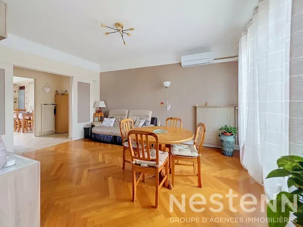 Appartement 4 pièces de 81m² habitables avec balcon et loggia - Centre Saint Bonnet de Mure