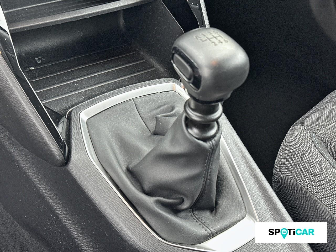 Peugeot 2008 1.2 puretech 100ch s&s style — photo 14