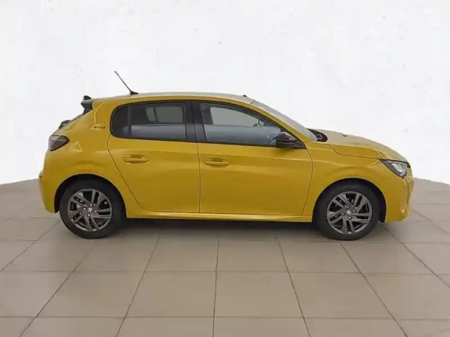 Peugeot 208 puretech 75 s&amp;s bvm5 — photo 4