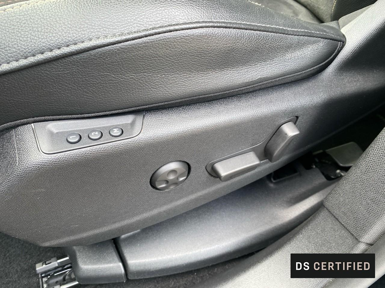 Ds Ds 7 crossback bluehdi 130ch performance line + automatique 7cv — photo 12