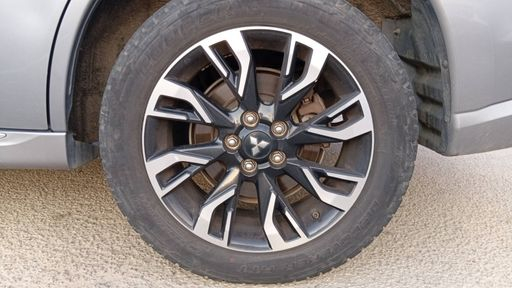 Mitsubishi Outlander 2.0 MIVEC 163 Plug in Hybrid 4WD BVA - Energy Zen – 2017 – 127347 km – Hybride rechargeable – Boîte Automatique — photo 8