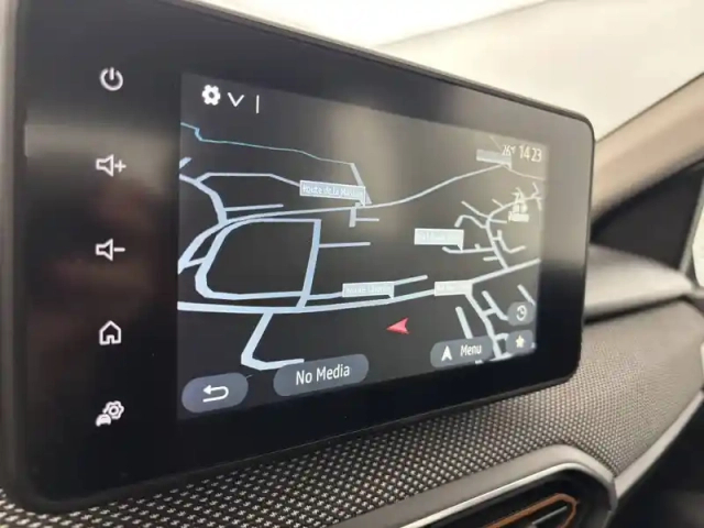 Dacia Sandero eco-g 100 — photo 32