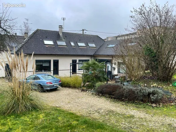 Maison de bon potentiel