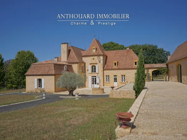 Château de famille, sur 23,5ha
