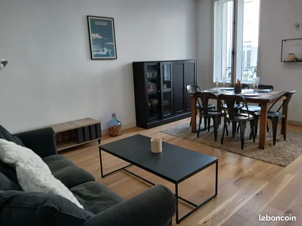 Loue appartemment meublé 3 pièces à 5 minutes du centre ville de Nancy 950,00 euros charges comprise