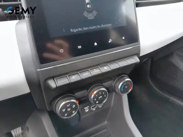 Renault Clio blue dci 100 — photo 25