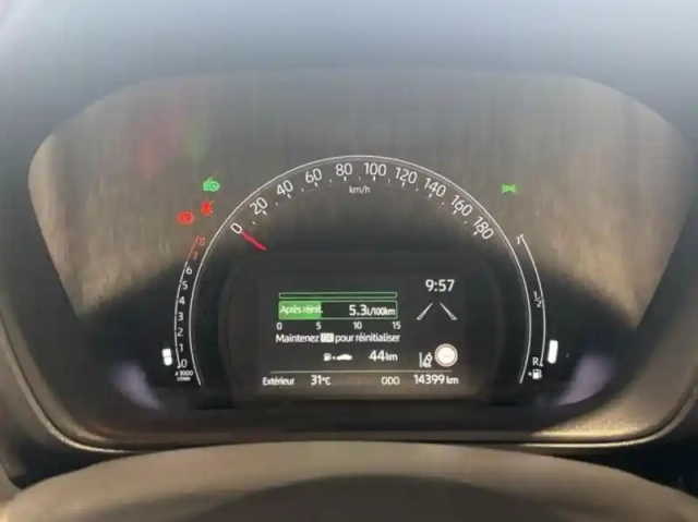 Toyota Aygo X 1.0 vvt-i 72ch dynamic my23 — photo 14