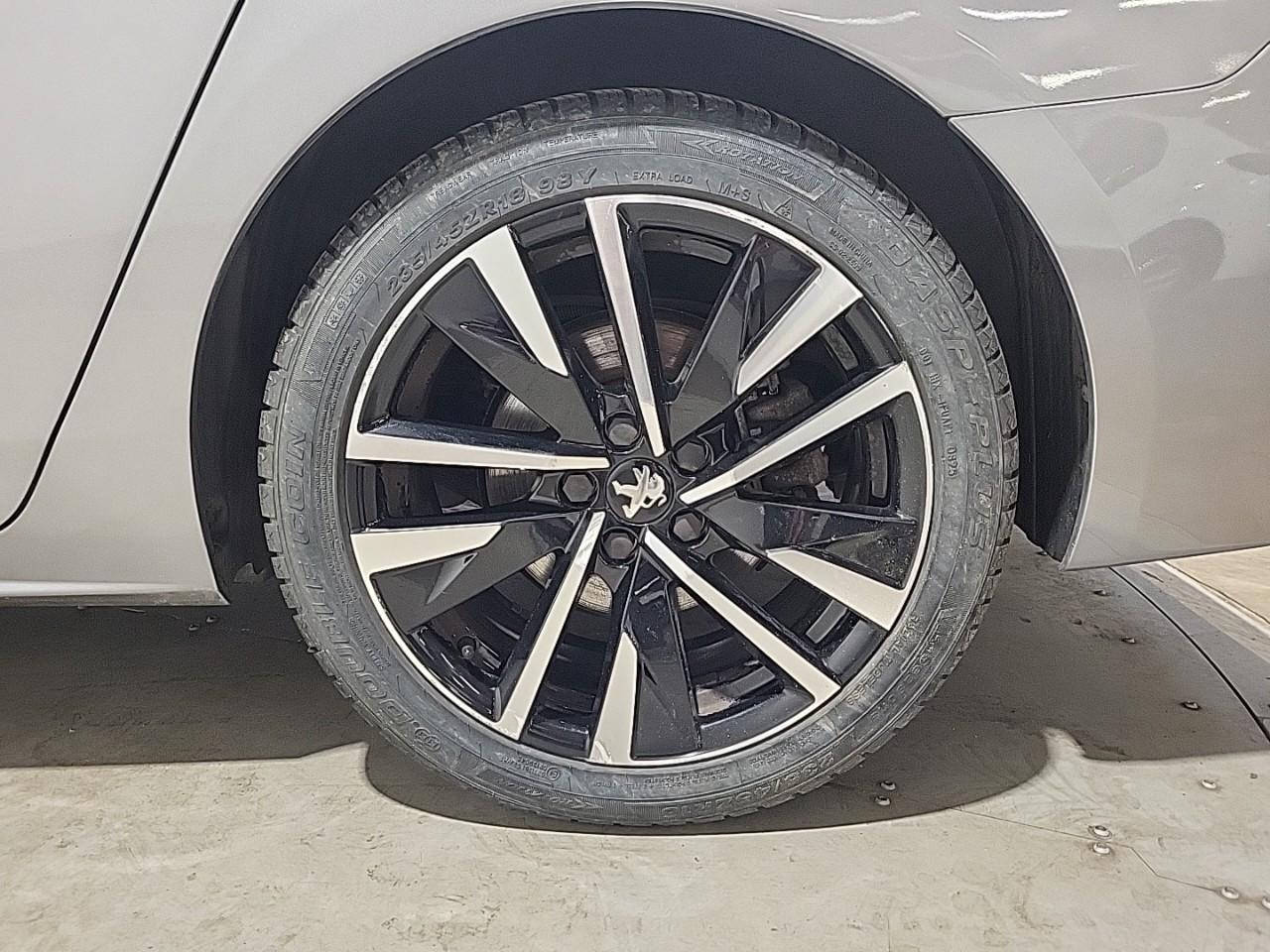 Peugeot 508 sw hybrid 225 e-eat8 gt — photo 16