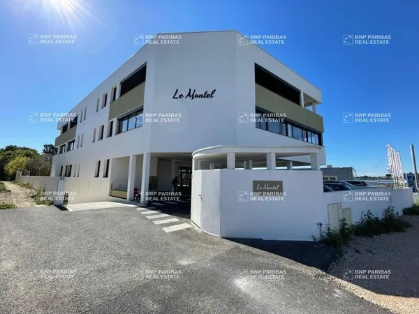 Bureaux 442 m²