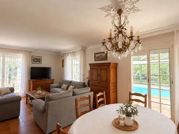 Maison 6 pièces 156 m²