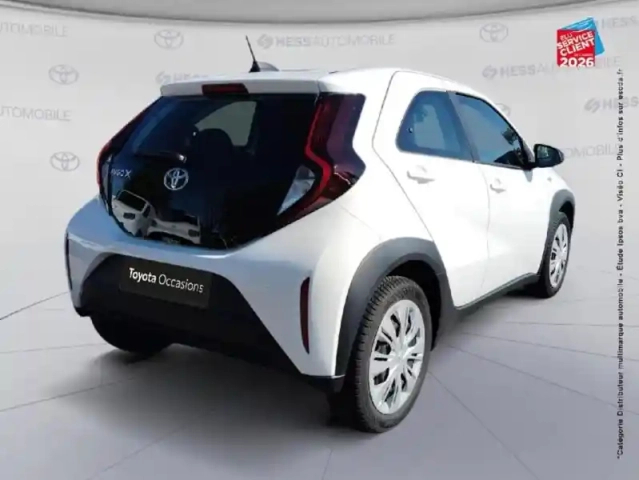 Toyota Aygo X 1.0 vvt-i 72ch dynamic my24 — photo 6