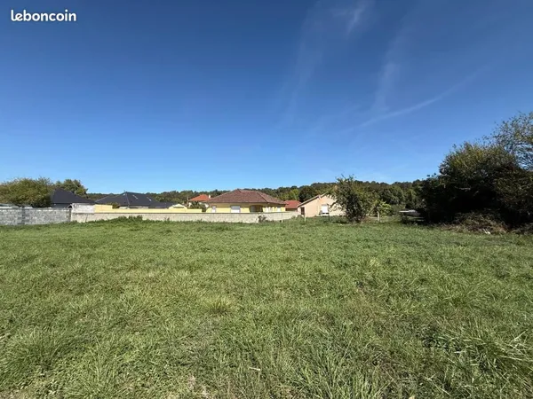 Terrain 1 266 m² Soumoulou