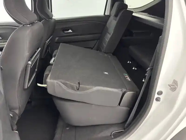 Dacia Jogger eco-g 100 7 places — photo 8